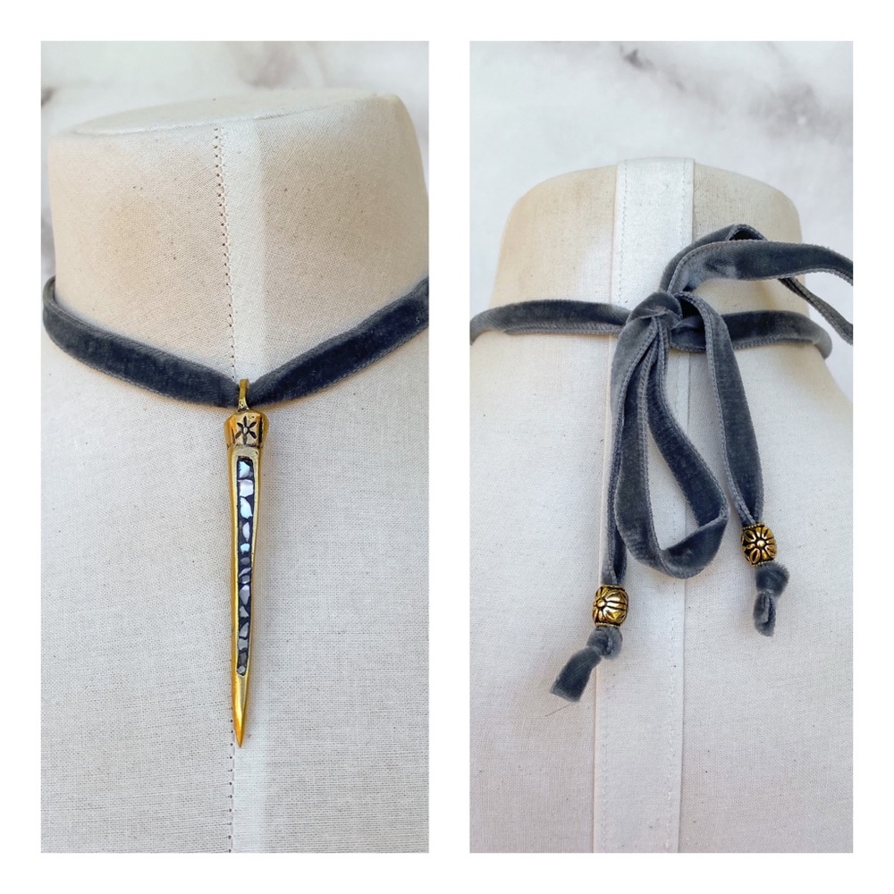 Mother of Pearl Spike Pendant Choker Necklace